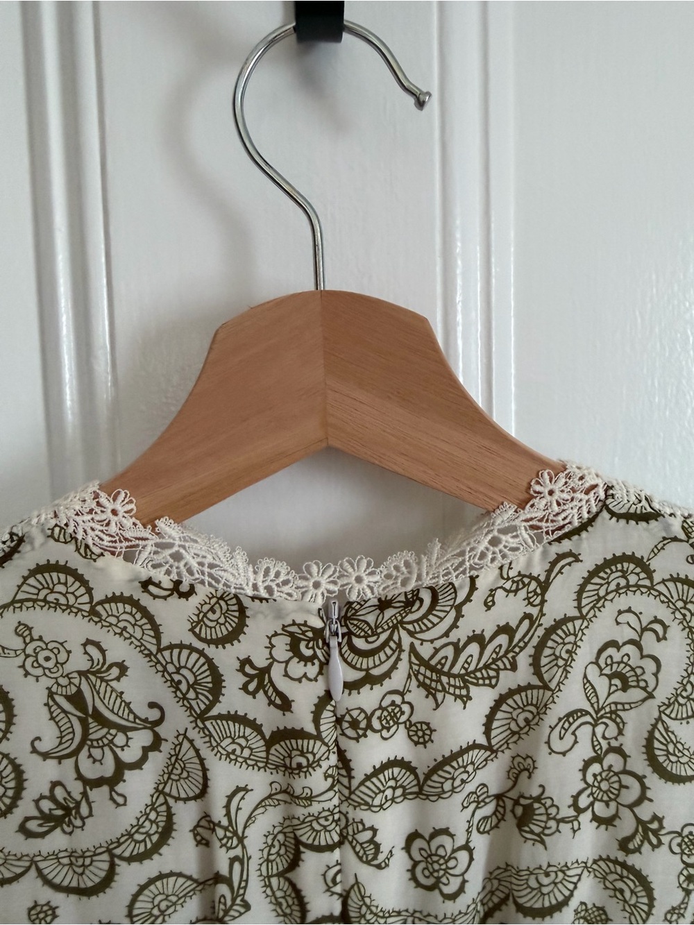 ME+EM Silk Cotton Entangled Lace Print Maxi V Neck Dress - Picture 4 of 12